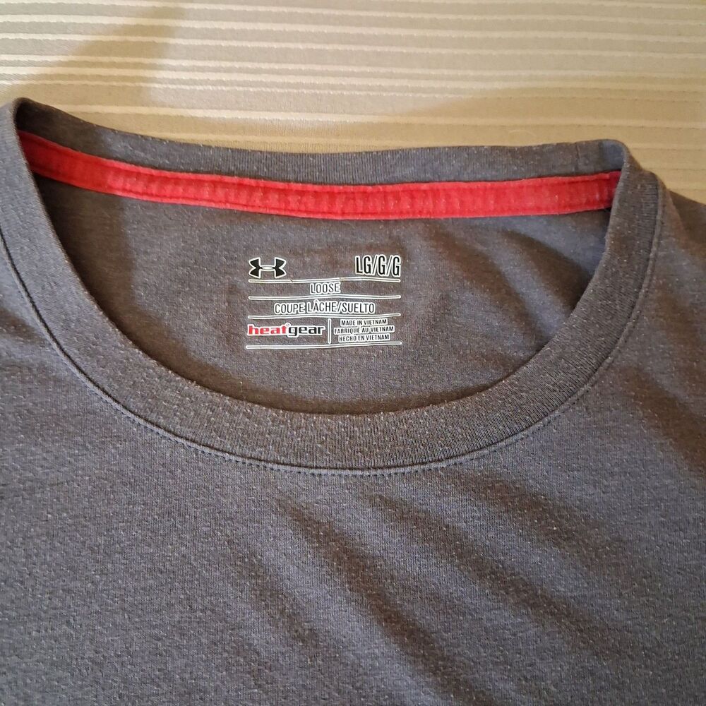 Under Armour HeatGear T-Shirt Men's Large Gray Loose Fit Athletic Tee